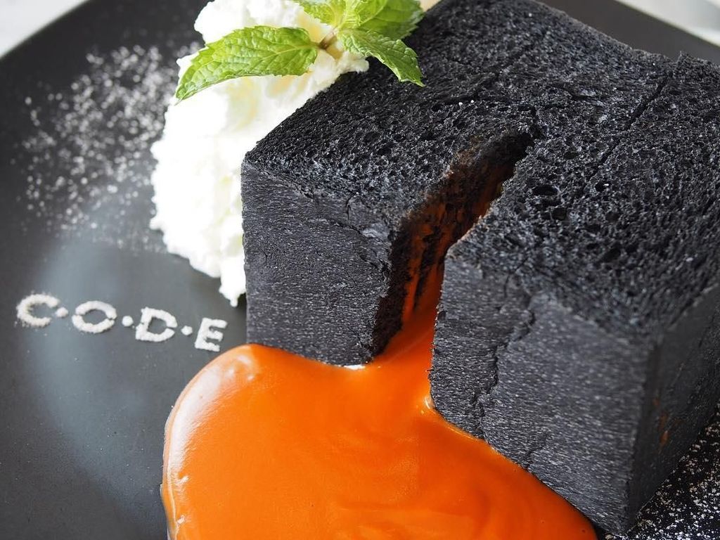 Lumer Creamy, Shibuya Toast dengan Lelehan Saus Thai Tea Lumer Creamy, Shibuya Toast dengan Lelehan Saus Thai Tea