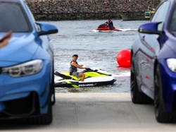 Pencinta Mobil Sport BMW Unjuk Kebolehan di Air