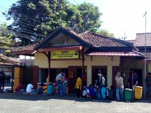 12 Saksi Diperiksa, Polisi Masih Dalami Kasus 20 Anak SD Dicukur Ngawur 12 Saksi Diperiksa, Polisi Masih Dalami Kasus 20 Anak SD Dicukur Ngawur
