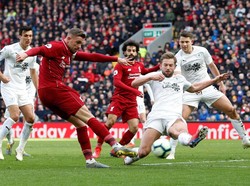 Dengan kemenangan ini, Liverpool kembali menempel Manchester City di puncak klasemen. Mengumpulkan 73 poin dari 30 laga, Liverpool satu poin saja di belakang City. REUTERS/Andrew Yates.