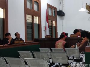 Eks Walkot Itoc Libatkan Anak di Kasus Korupsi Pasar Cibeureum