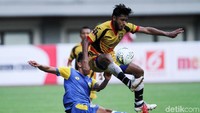 Bertanding di Stadion Patriot Chandrabhaga, Bekasi, Senin (11/3/2019), Bhayangkara sempat tertinggal lebih dulu. Mitra Kukar yang duluan menjebol gawang Bhayangkara.