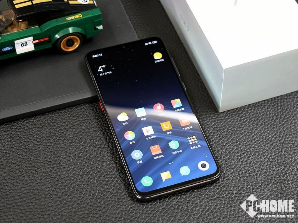 Bodi Mi 9 Transparan, Terlihat Elegan Bodi Mi 9 Transparan, Terlihat Elegan