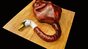 Terlalu Realistis! 10 Kreasi Kue Seram Ini Bikin Ngeri Saat Dipotong