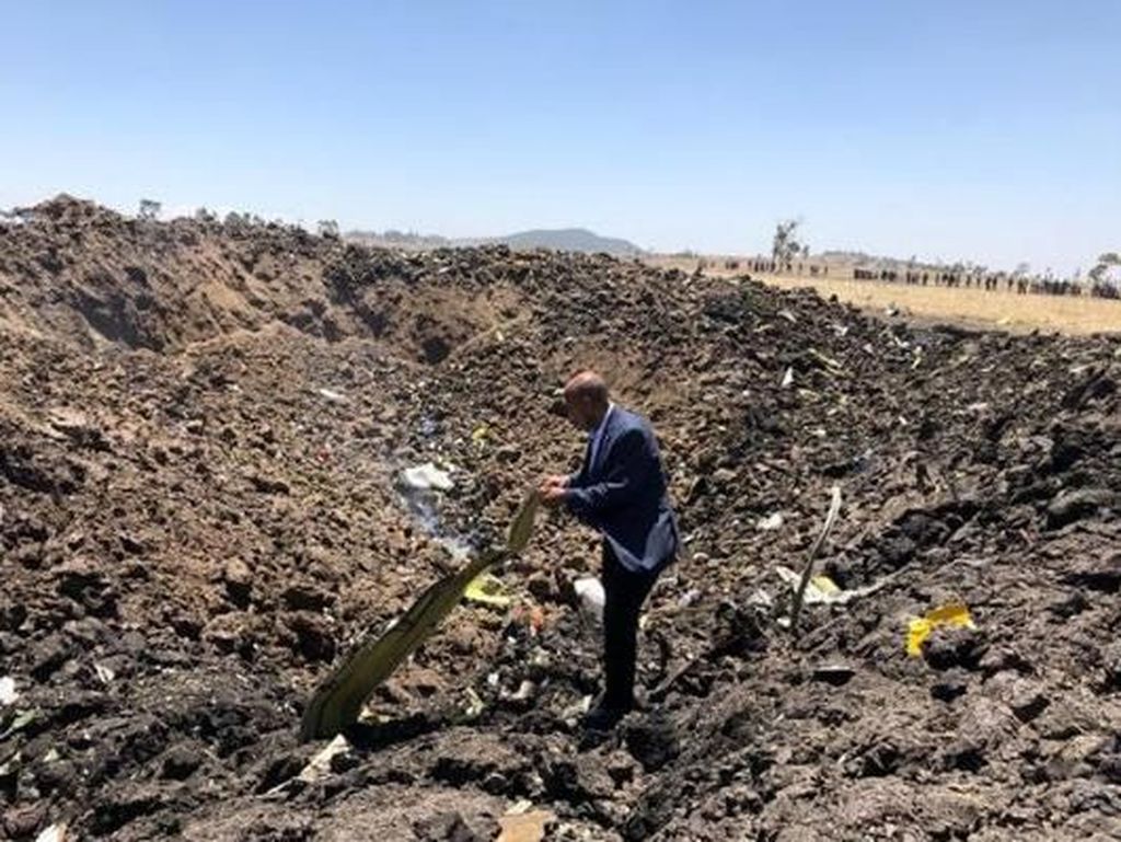 Kotak Hitam Pesawat Ethiopian Airlines Ditemukan Kotak Hitam Pesawat Ethiopian Airlines Ditemukan