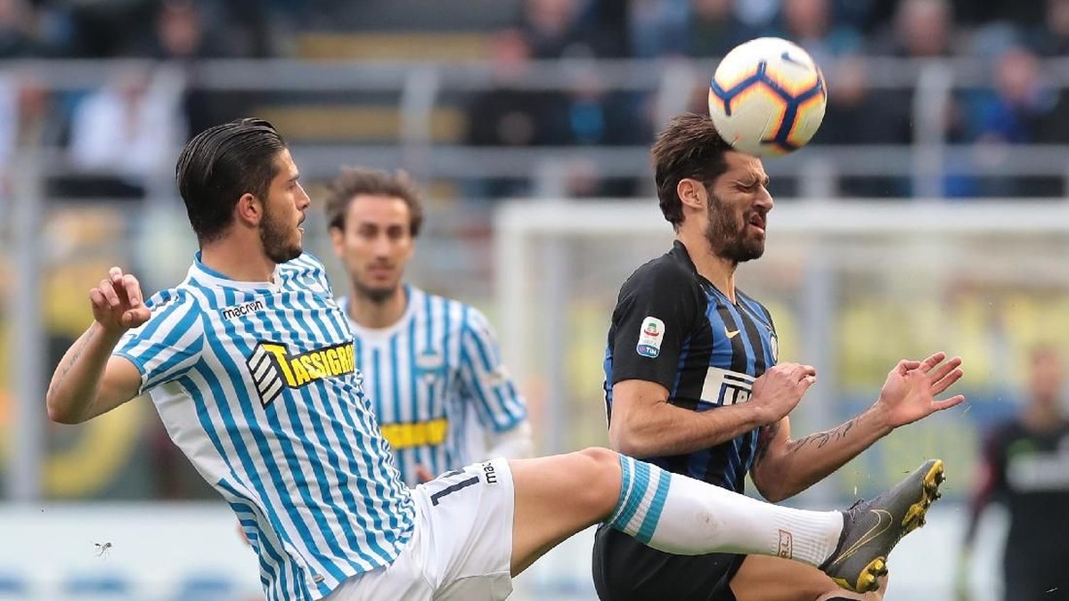 Inter Milan harus lebih percaya diri lagi. (Foto: Emilio Andreoli/Getty Images)