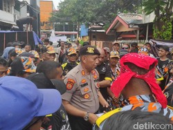 Usai Mediasi, Massa Pendemo Adhi Karya Bubarkan Diri
