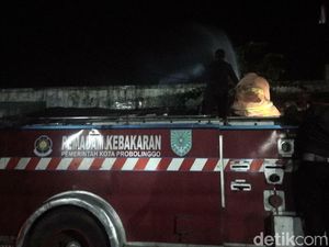Pasar di Probolinggo Terbakar, Api Diduga dari Kompor Warung Makan