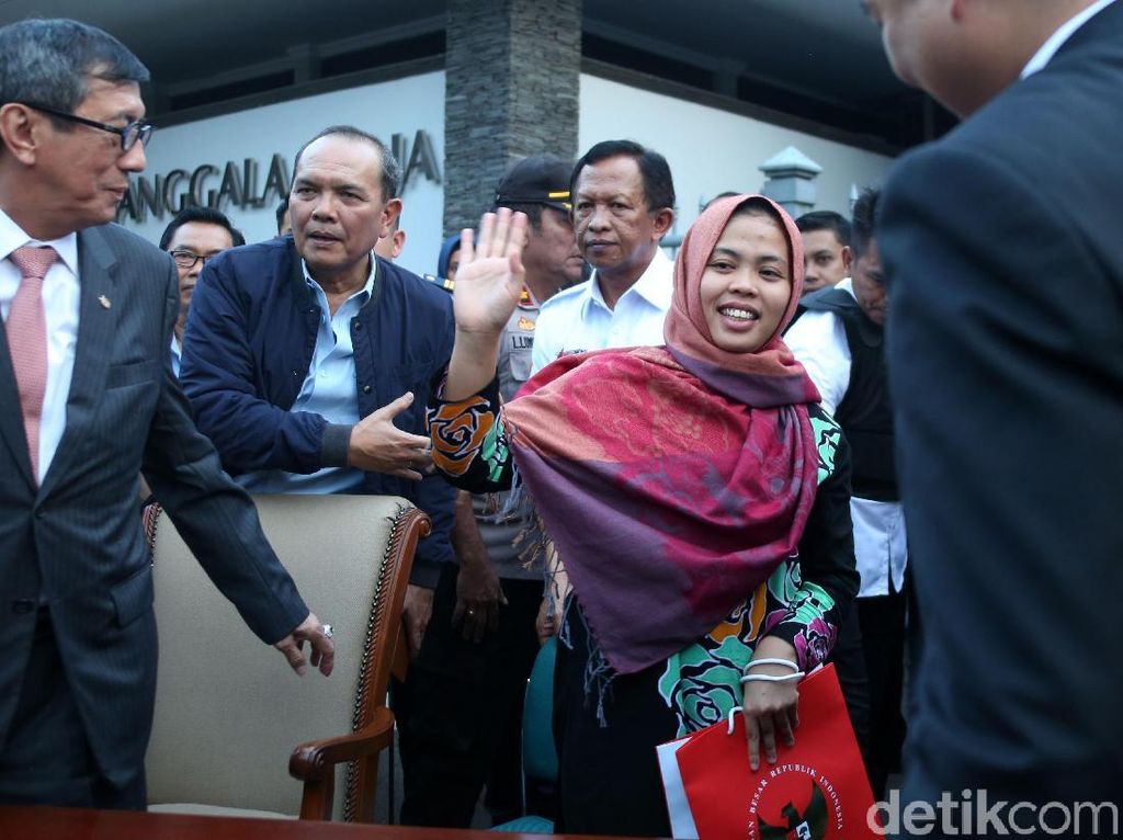 Hubungan Erat Indonesia-Malaysia di Balik Bebasnya Siti Aisyah Hubungan Erat Indonesia-Malaysia di Balik Bebasnya Siti Aisyah