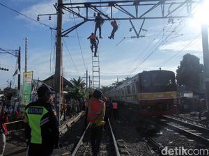 Penyebab Pasti KRL Anjlok Masih Tunggu Hasil Investigasi KNKT Penyebab Pasti KRL Anjlok Masih Tunggu Hasil Investigasi KNKT