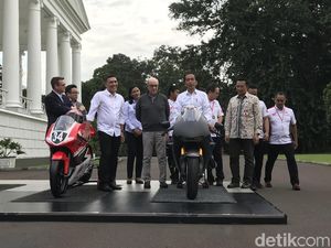 Presiden Jokowi Temui Petinggi Dorna di Istana, MotoGP 2021 Kian Konkret Presiden Jokowi Temui Petinggi Dorna di Istana, MotoGP 2021 Kian Konkret