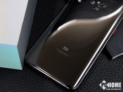 Ponsel Baru Xiaomi Tercyduk di Thailand