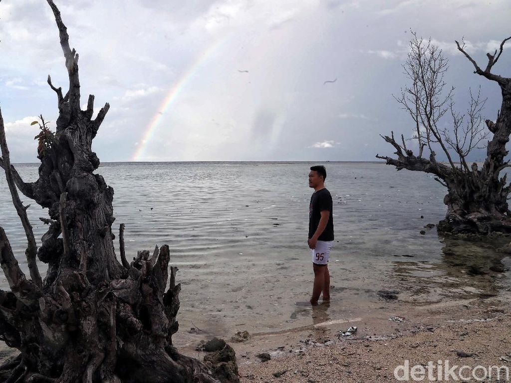 Ide Bupati Pulau Seribu Antisipasi Tsunami: Beri Life Jacket Per Orang Ide Bupati Pulau Seribu Antisipasi Tsunami: Beri Life Jacket Per Orang