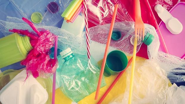 Ilustrasi plastik