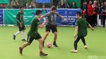 Seru Banget, Begini Gaya Puyol Main Futsal di Jakarta