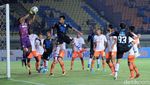 Persib Bandung Lumat Perseru 4-0