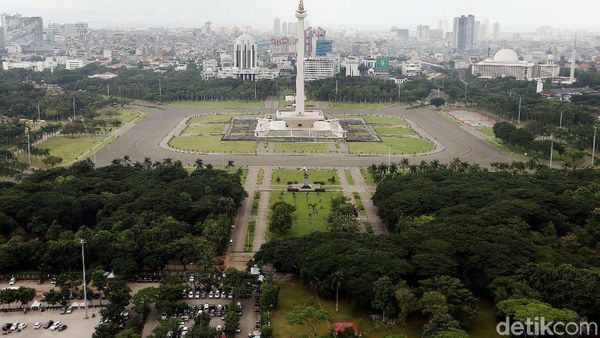 Asrinya Kawasan Monas Saat Dilihat dari Ketinggian