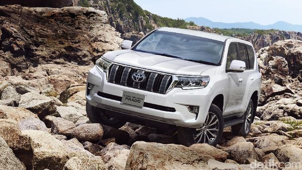 Mobil Raja Dunia Bupati Pandeglang