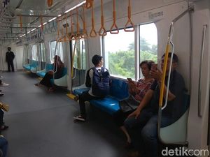 Jajal MRT dari HI Sampai Lebak Bulus, Warga: Beneran On Time