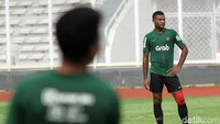 Pada laga uji coba perdana ini, anak asuh Indra Sjafri ditahan imbang 2-2- oleh Semen Padang.