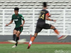 Timnas U-23 Ditahan Imbang Semen Padang 2-2 Timnas U-23 Ditahan Imbang Semen Padang 2-2