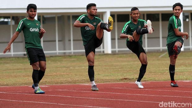 Timnas Indonesia U-23 saat berlatih di Stadion Madya, Senayan. 