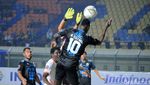 Persib Bandung Lumat Perseru 4-0