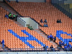 Jelang laga pertandingan Persib Bandung melawan Perseru Serui bangku Stadion Si Jalak Harupat, Bandung, nampak sepi penonton, Selasa (12/3/2019).