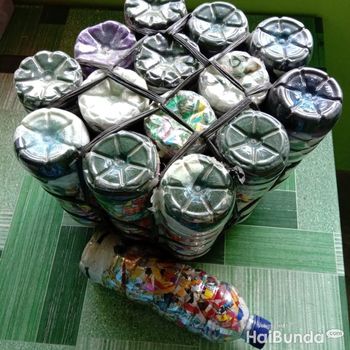 Ecobrick dari sampah plastik/ 