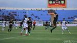 Kegagalan Penalti Selamatkan Persebaya dari Kekalahan