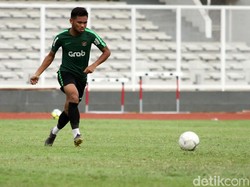 Di babak kedua, Indra Sjafri mulai merotasi sejumlah pemainnya dengan memasukan Rachmat Irianto, Witan Sulaeman, Sani Rizki, Dimas Drajad dan Saddil Ramdani.