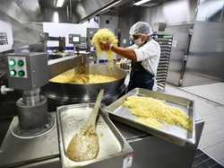 Katering Makanan Pesawat di Singapura Ciptakan Makanan Awet hingga 2 Tahun