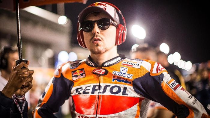 Jorge Lorenzo mengalami patah tulang rusuk, namun tetap akan tampil di MotoGP Argentina (REUTERS/Panoramic/Vincent Guignet)
