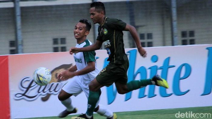 Persebaya lolos perempatfinal Piala Presiden 2019 sebagai juara Grup A. (Wisma Putra/detikSport) Persebaya lolos perempatfinal Piala Presiden 2019 sebagai juara Grup A. (Wisma Putra/detikSport)