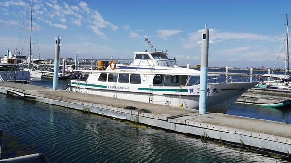 Foto: Santai Mewah Naik Kapal Yacht di Taiwan