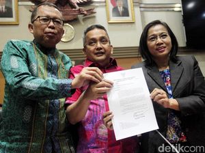 DPR Pilih Aswanto dan Wahiduddin Jadi Hakim Konstitusi