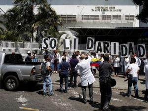 Uni Eropa Imbau Tak Ada Campur Tangan Militer di Krisis Venezuela