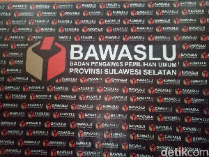 Bawaslu: 15 Camat di Makassar Tak Terbukti Kampanye Bawaslu: 15 Camat di Makassar Tak Terbukti Kampanye