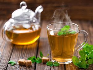 Minum Teh atau Kopi Terlalu Panas Bisa Picu Kanker Kerongkongan