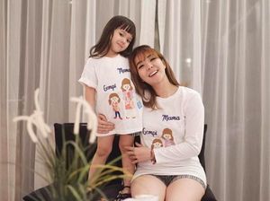 Cara Gisel Tanggapi Tuduhan Pencitraan Lewat Unggahan Foto Gempi Cara Gisel Tanggapi Tuduhan Pencitraan Lewat Unggahan Foto Gempi