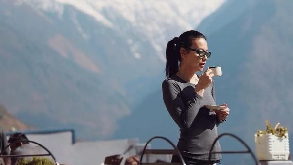 Pegunungan Himalaya, Nepal & Sophia Latjuba