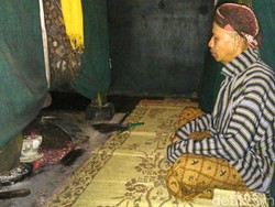 Ramai-ramai Caleg Ngalap Berkah di Petilasan Nyai Bagelen Purworejo