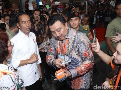 Belanja di PIM Muara Baru Bisa Non Tunai