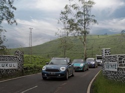 Mendaki Gunung Bersama MINI, Seberapa Nyaman?