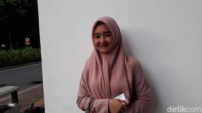 Desi Novelia Sari, pacar Firza Andika (Mercy Raya/detikSport) Desi Novelia Sari, pacar Firza Andika (Mercy Raya/detikSport)