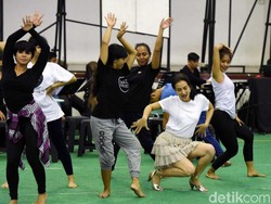 Jadi Perempuan Malam dan Pedangdut, Atiqah Hasiholan Butuh Stamina Kuat