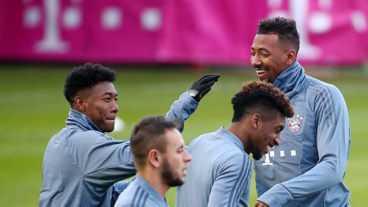 David Alava dan Kingsley Coman bakal main lawan Liverpool (REUTERS/Michael Dalder)