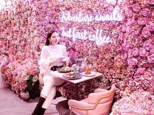 Girly Banget! Kafe Ini Punya Dekorasi Serba Pink yang Cantik Girly Banget! Kafe Ini Punya Dekorasi Serba Pink yang Cantik