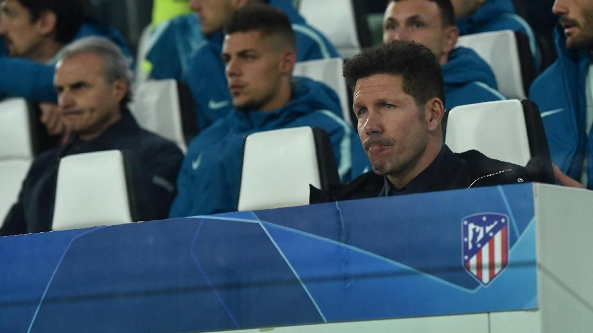 Diego Simeone merasa bersalah dengan kegagalan Atletico Madrid. (Foto: Tullio M. Puglia/Getty Images)
