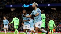Tim paling tajam di Liga Champions sejauh ini adalah...Manchester City. Catatan tim besutan Pep Guardiola itu adalah 26 gol dalam delapan pertandingan, atau rata-rata 3,25 gol/laga. Mereka punya enam gol lebih banyak dari PSG di posisi dua. Apakah produktivitas City akan membawa mereka ke Si Kuping Besar? (Foto: Lee Smith/Actions Images via Reuters)